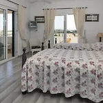 607 Villa Lorena