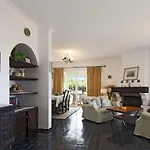 607 Villa Lorena
