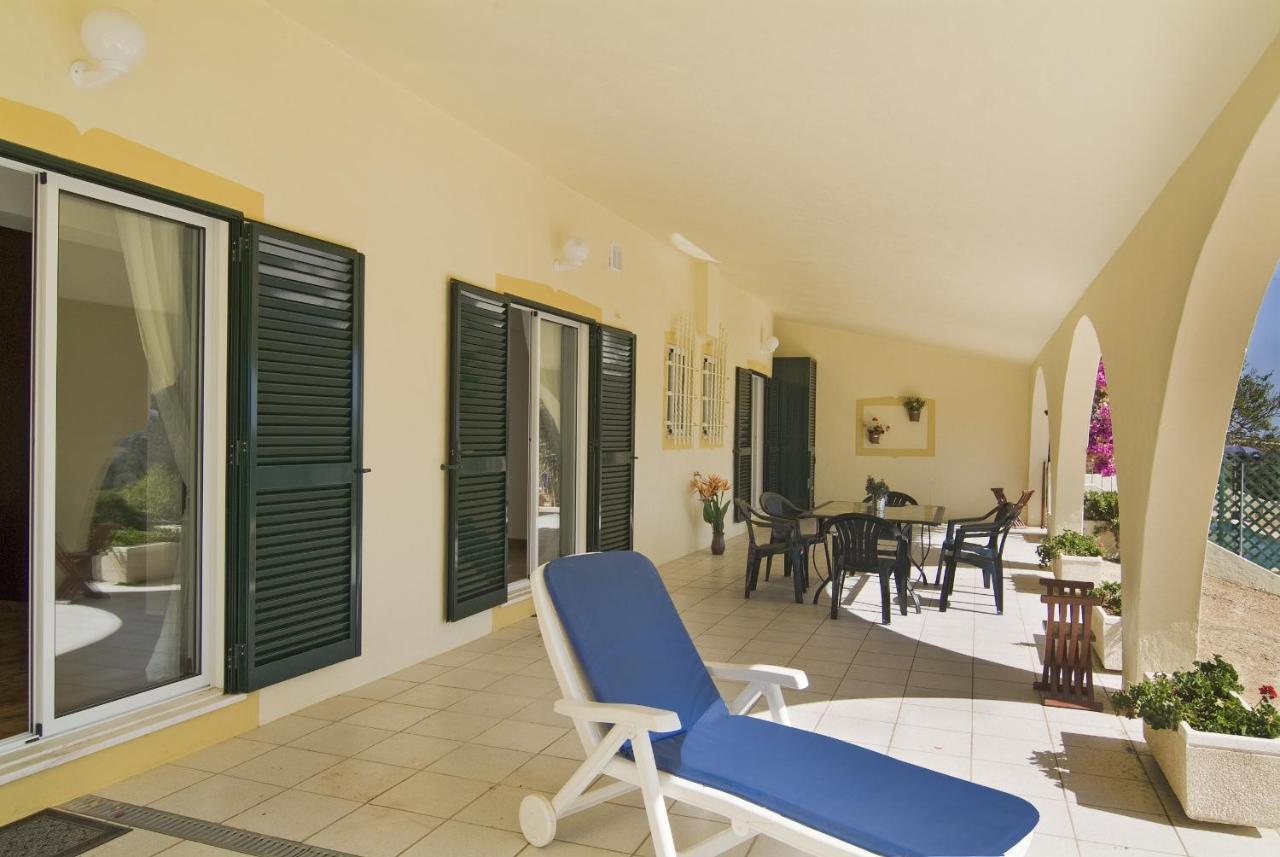 607 Lorena Villa
